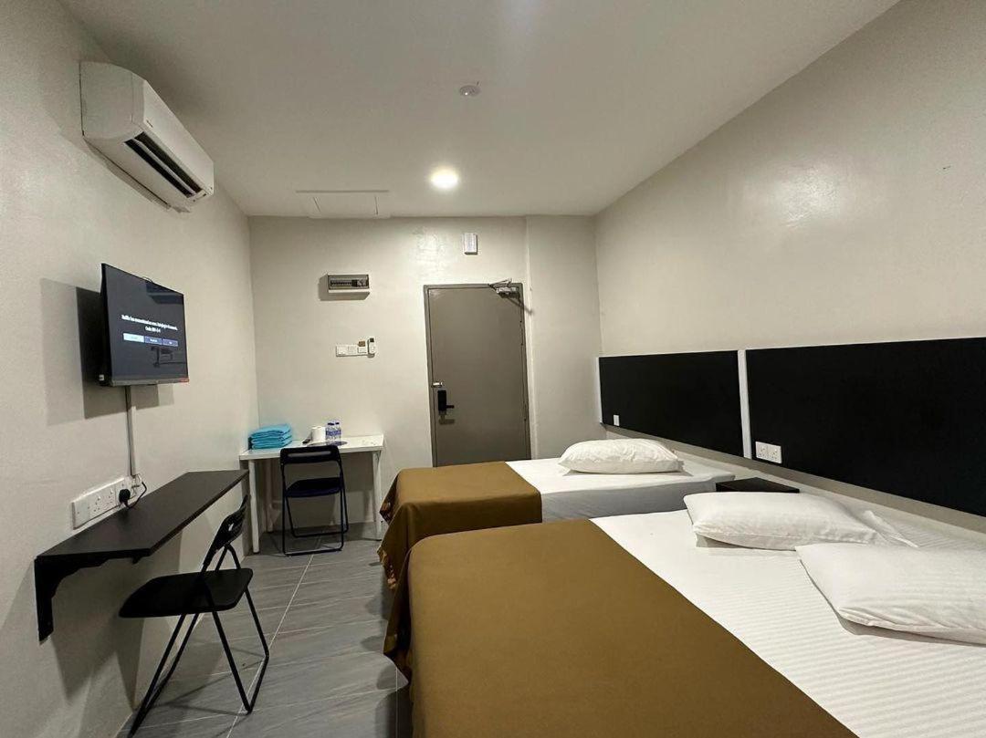 Hotel Nawar Pasir Mas ภายนอก รูปภาพ
